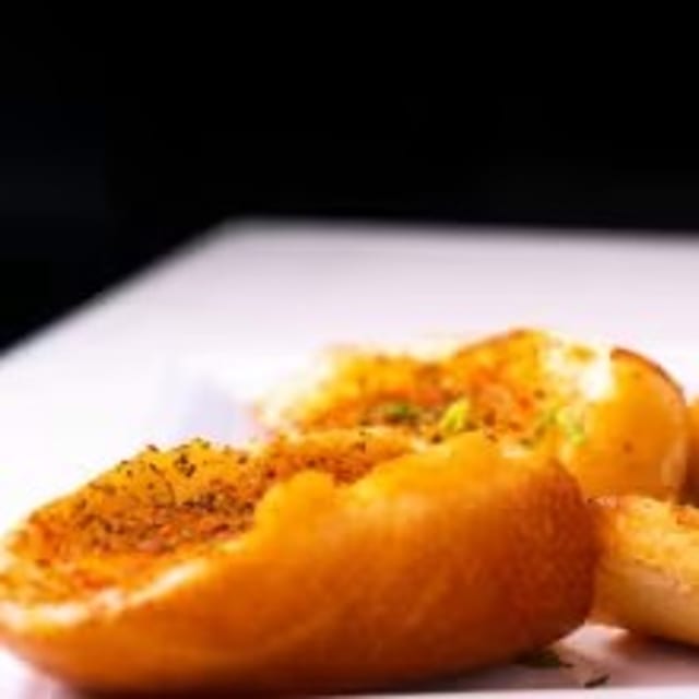 Garlic Bread (2).